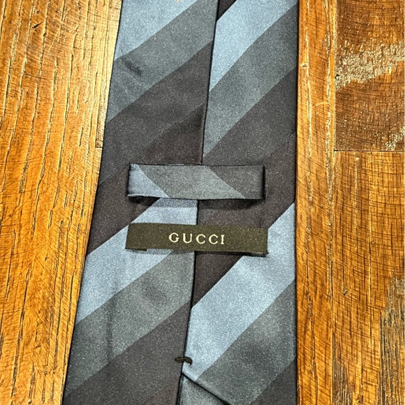 Gucci Striped Silk Blue Tie - Picture 5 of 8
